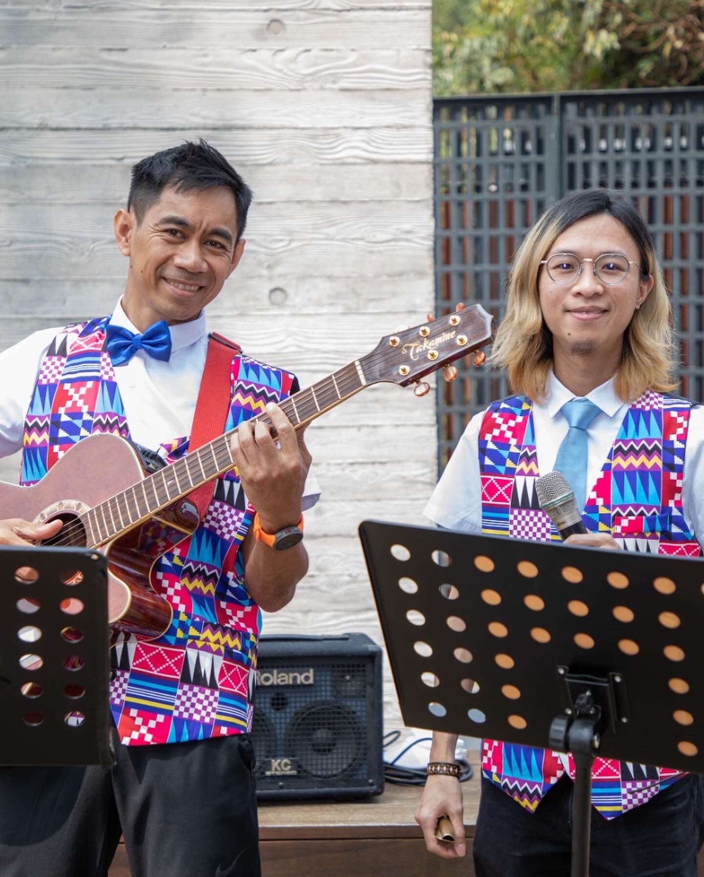 Kids Music Duo: birthday parties hong kong childrens shows magic juggling functions birthdays party hong kong 生日會派對、小丑、扭汽球、­雜耍雜技, 舞蹈  遊戲, 小丑扭汽球、雜耍雜技